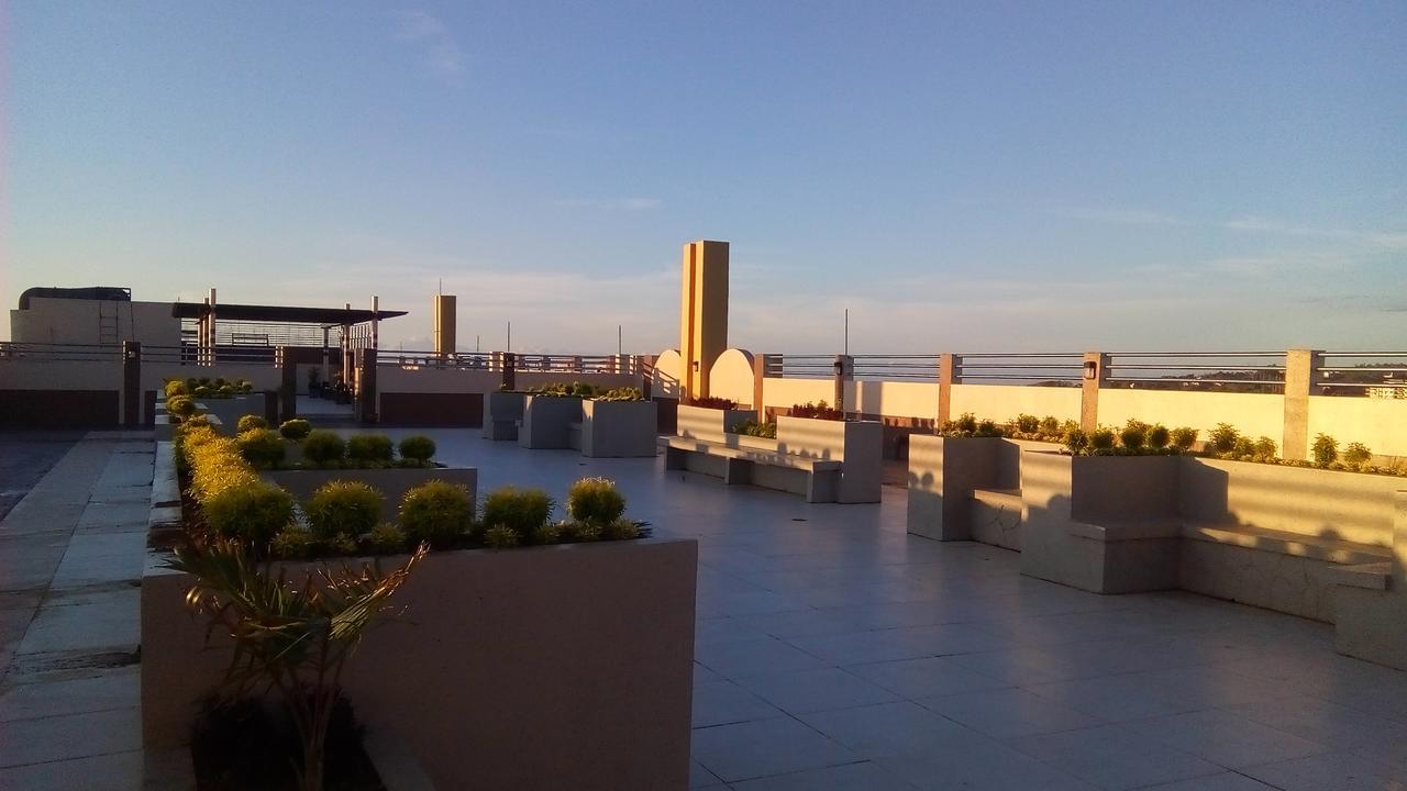 Mary'S Crib Cityland Prime Tagaytay With Free Wifi & Swimming Tagaytay City Ngoại thất bức ảnh